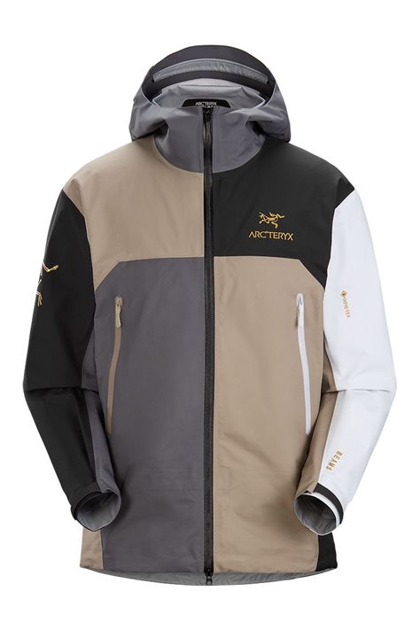 Arc'teryx BEAMS DIMENSIONS Global Launch | HYPEBEAST Gore Tex Fabric, Mountain Outfit, Hot Sneakers, Warm Jacket, Zipper Jacket, Sport Man, Clothing Size Chart, Womens Clothing Sizes, Mens Outerwear