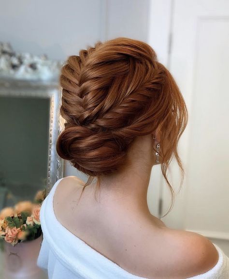 Retro Bridesmaid Hair, Briadsmaid Hair, Debs Hairstyles, New Hair Look, Wedding Hair Up, Inspiring Pictures, Guest Hair, Bridesmaid Ideas, Bridal Hair Updo