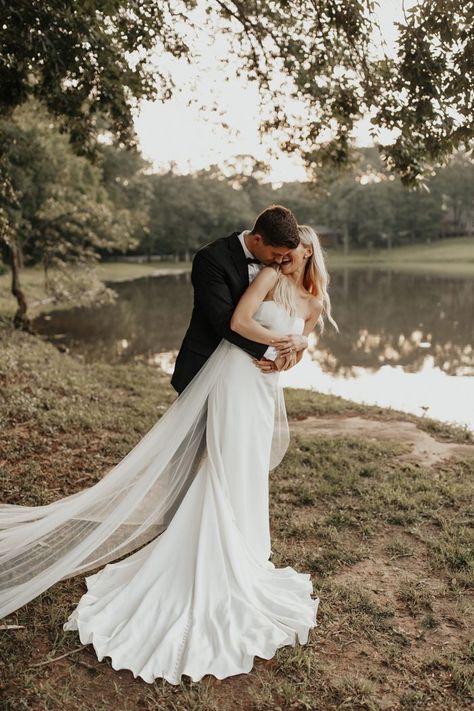 This Spain Ranch Wedding is the Dictionary Definition of Soft and Simple Elegance | Junebug Weddings Romantic Wedding Portraits, Spain Ranch Oklahoma, Bride Individual Photos, Bridal Portrait Ideas Outdoor, Spain Ranch, Backyard Wedding Photography, Wedding Photography List, Wedding Photo List, Wedding Portrait Poses