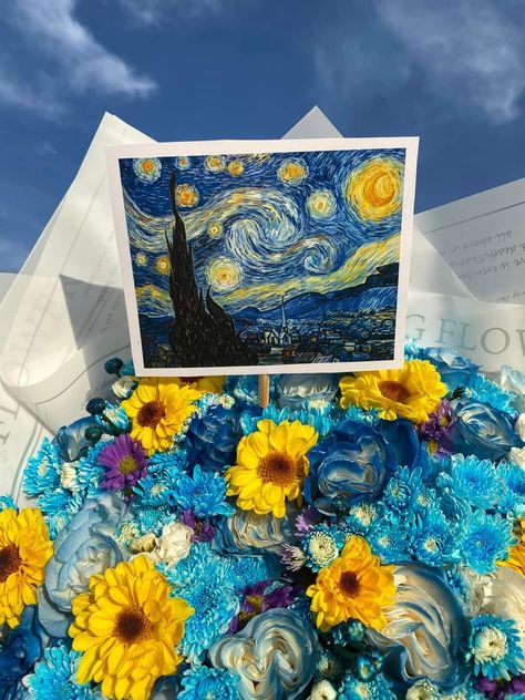 Flower Boquet, Vincent Van Gogh Art, Arte Van Gogh, Creative Flower Arrangements, Night Flowers, The Starry Night, Famous Artwork, Van Gogh Art, Starry Night Van Gogh