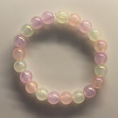 Cute Cheap Pastel Beaded Bracelets, Trendy Handmade Pastel Bracelets, Adjustable Pastel Beaded Bracelet, Pink Adjustable Kawaii Beaded Bracelets, Pink Beaded Kawaii Bracelets, Minimalist Accessories Jewellery, Pastel Bracelet, Girly Bracelets, Diy Kandi Bracelets