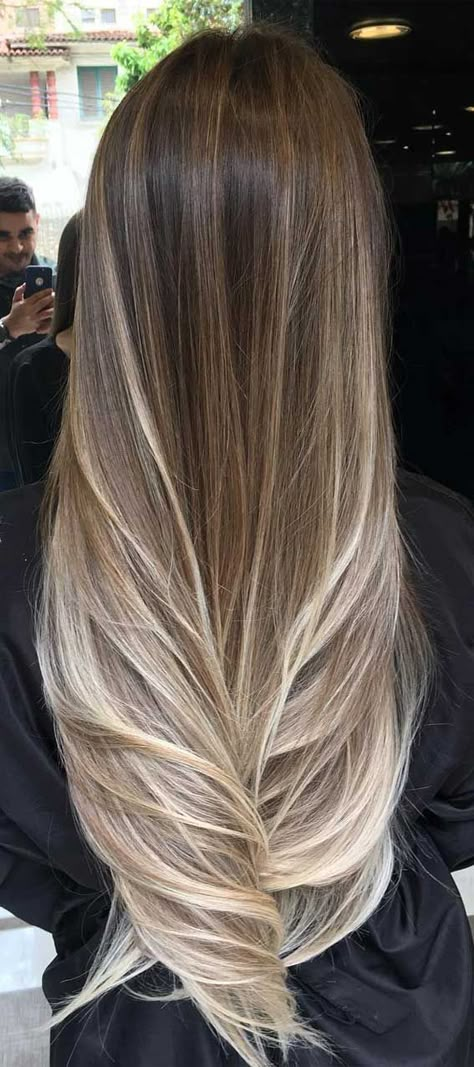 #7. Blonde Ombre This look is similar to previous but the tip ends are almost platinum blonde. If you want hair that is trendy and... Cabello Color Chocolate, Subtle Blonde, Best Hair Color Ideas, The Best Hair Color, Blonde Highlights On Dark Hair, Blond Ombre, Dark Brunette Hair, Best Hair Color, Ombre Hair Blonde