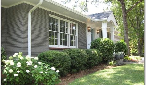 Cottage House Exterior, Exterior Gray Paint, Ranch House Remodel, Best Exterior Paint, Ranch Remodel, Ranch Exterior, Brick Ranch, Exterior Modern, Exterior Paint Colors For House