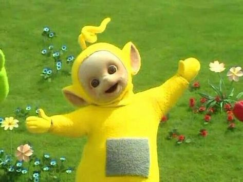 Yellow Teletubby, Teletubbies Funny, Po Teletubbies, The Teletubbies, Old Kids Shows, Tinky Winky, Fantastic Baby, Boy Face, Creative Pictures