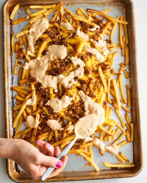 Copycat In-N-Out Animal-Style Fries | Kitchn Animal Fries, Nacho Burger, Animal Style Fries, Frozen French Fries, In N Out, Fries Recipe, Copycat Restaurant Recipes, Sweet Pickles, Cheese Fries