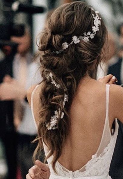 Dark Brown Wedding Hair, Wedding Black Hair, Fall Bridal Hair, Brown Wedding Hair, Brunette Bridal Hair, Brunette Bride, Bridal Hairstyles With Braids, Ciaran Hinds, Bridal Hair Down