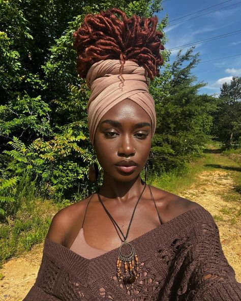 777 Afro Futuristic, Faux Locs Goddess, Headwrap Hairstyles, African Hair Wrap, Spiritual Fashion, Earthy Style, Head Wrap Styles, Faux Locs Hairstyles, Hair Scarf Styles