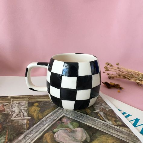 Clay Tea Cup, Black White Kitchen Decor, Black White Kitchen, Color Me Mine, Painted Clay, White Kitchen Decor, Hand Painted Mugs, Painted Mugs, Gift Best Friend