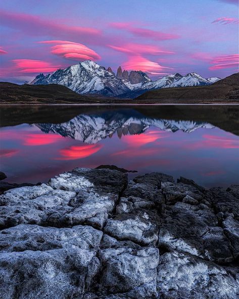 @_natureology_ • 📍Torres del Paine National Park, Chile 🇨🇱 Naturephotography • Threads Torres Del Paine National Park, Patagonia, Chile, New World, National Park, New Zealand, Nature Photography, National Parks, How Are You Feeling