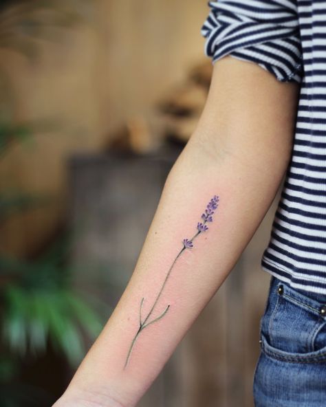 Long Stem Flower Tattoo, Lavender Nature, Adventure Tattoo, Meaningful Wrist Tattoos, Stem Flowers, Organic Tattoo, Lavender Tattoo, Long Stem Flowers, Tattoo Board