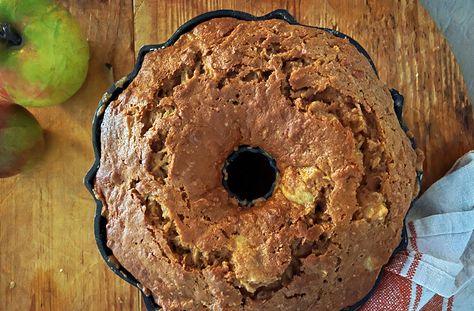 Recipe: Apple Cider Bundt Cake Apple Cider Bundt Cake, Cider Bundt Cake, Making Apple Cider, Hard Apple Cider, Bundt Cake Recipe, North Alabama, Apple Farm, Warm Cake, Pound Cakes