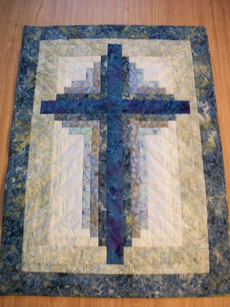 Log Cabin Cross Quilt, Cross Quilts, Church Banners Designs, Log Cabin Quilt Pattern, Stained Glass Quilt, Cross Quilt, Hanging Quilts, Quilt Block Patterns Free, Log Cabin Quilts