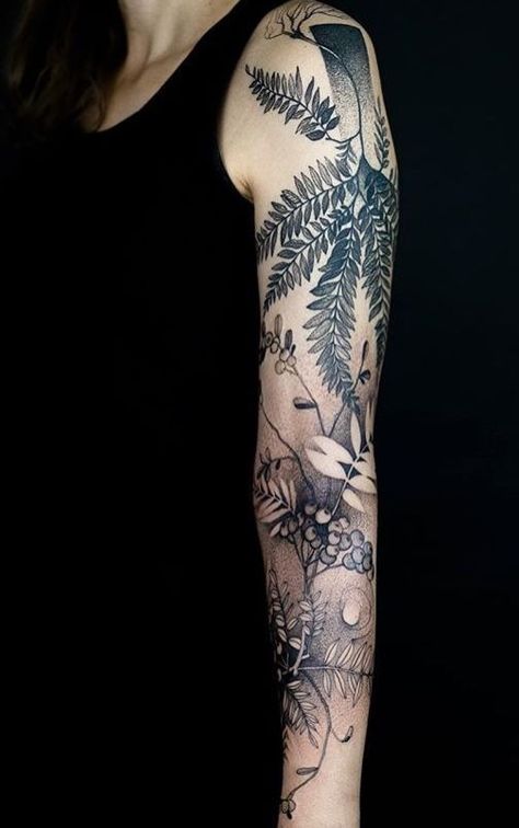 Womens Forest Sleeve Tattoo, Dzo Lama Tattoo, Fern Sleeve Tattoo, Fern Tattoo Sleeve, Dzo Lama, Tattoo Main, Hanya Tattoo, Fern Tattoo, Kunst Tattoos