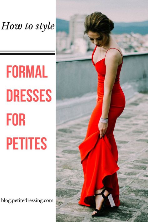 The best styling tips on formal dresses for petite women. Formal Dresses For Petite Women, Dresses For Petite Women, Petite Formal Dresses, Best Formal Dresses, Vintage Tea Dress, Dress For Petite Women, French Street Fashion, Chique Outfits, Dress For Short Women