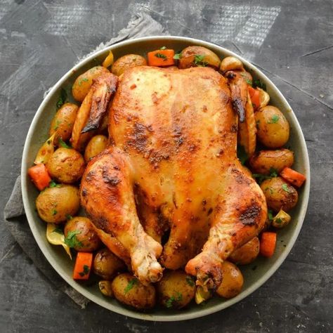 Crock Pot Whole Chicken & Vegetables Recipe Crock Pot Whole Chicken, Crockpot Whole Chicken Recipes, Crispy Baked Chicken Wings Recipe, Baked Chicken Wings Recipe, Crispy Baked Chicken Wings, Homemade Buffalo Sauce, Whole Chicken Recipes, Chicken Veggies, Chicken Wings Recipe