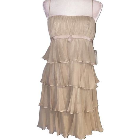 Spaghetti Strap Dress Ruffle Design Size 14 Style 899 B27 Court Style Dress, Tan Dress Outfit, White Hoco Dress, Beige Dress Outfit, Winter Dance Dresses, Cream Formal Dresses, Vintage Homecoming Dresses, Prom Attire, Function Dresses