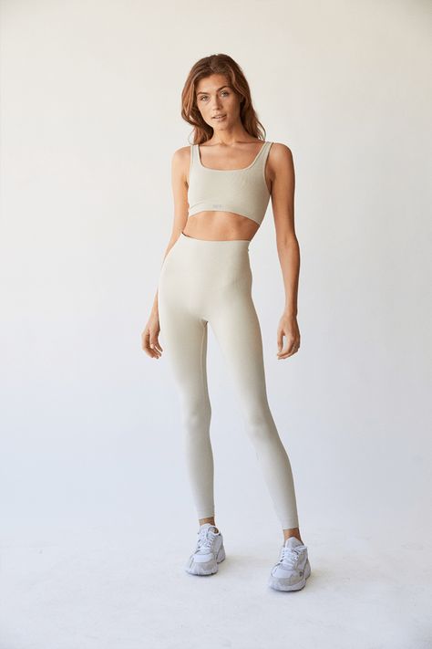 Flex Leggings, Cute Workout Outfits, Set Active, Active Outfits, Activewear Brands, Oat Milk, Workout Outfit, Seamless Leggings, Outfit Casual