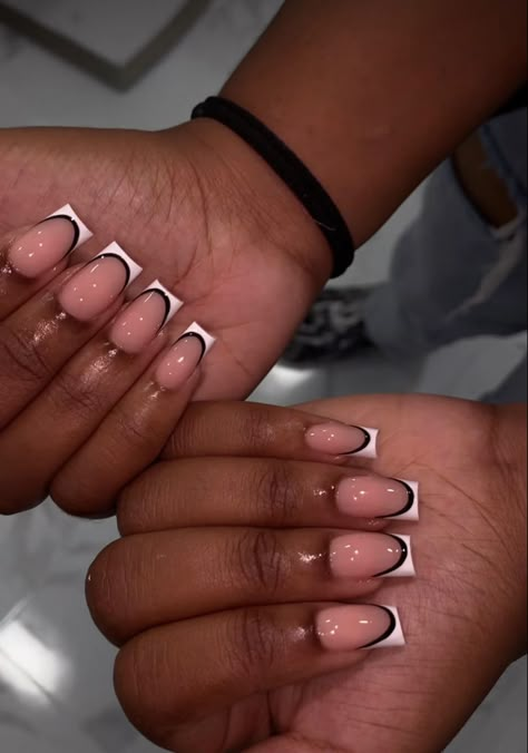 Square Acrylic Nail Inspiration, Border French Tip Nails, White Line On Nails, White French Black Line, French Tip Nails With Black Design, Medium Short Nail Ideas, French Tip Nails With Different Colors, Basic Nail Set Ideas, French Tip With Line Design