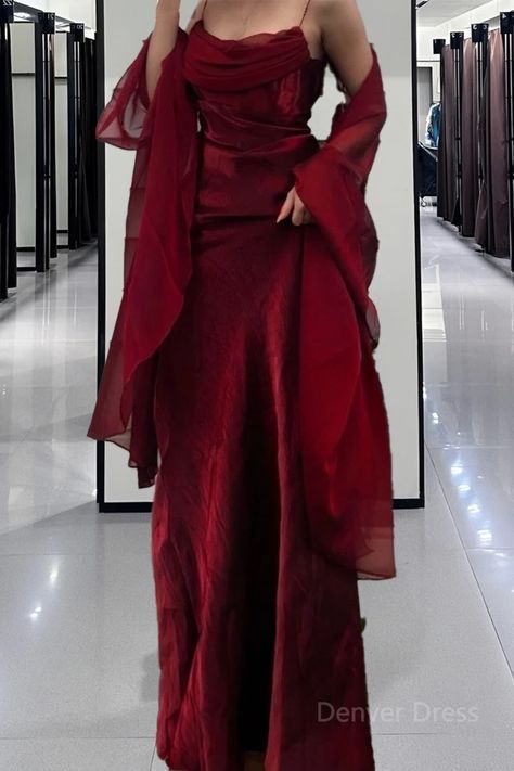 Gorgeous Long Dresses, Styling Prom Dress, Prom Gown Dresses, Red Dress With Gloves Classy, Goth Prom Dress Red, Prom Dresses For Olive Skin Tone, Red Event Dress, Maskerade Dresses, Red Burgundy Dress