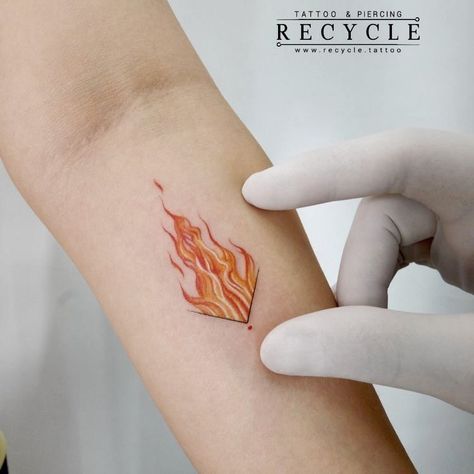 Power Symbol Tattoo, Recycle Tattoo, Rip Tattoos For Mom, Dragon Tattoo Ideas, Bookish Tattoos, Unique Small Tattoo, Hip Thigh Tattoos, Food Tattoos, Couple Tattoos Unique