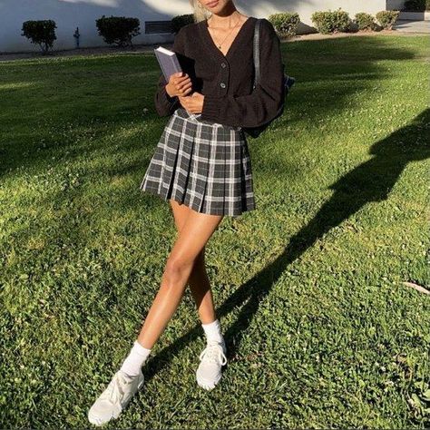 Plaid Skirt Sneakers Outfit, Black And White Checks Skirt Outfit, Mini Skirt And Shoes Outfit, Mini Skirts And Sneakers Outfit, Tennis Skirt Cardigan Outfit, Plaid Skirt School Outfit, Black And White Checked Skirt Outfit, Plaid Skirt Cardigan Outfit, Black Plaid Pleated Skirt Outfit