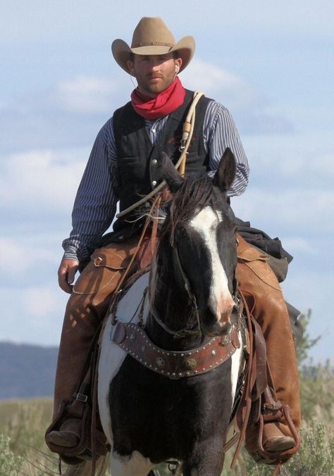 Chase during his rodeo days. #TexasChase Arte Cowboy, Cowboy Love, Cowboy Pictures, Real Cowboys, Wilde Westen, Cowboy Girl, Cowboy Horse, Cowboys And Indians, Cowboy Up