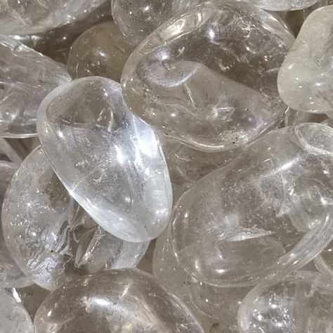 ✨ Elevate your energy with our Clear Quartz Tumbled Stones! ✨ Each polished gem is a pristine embodiment of clarity and amplification, radiating the pure essence of Clear Quartz. 🌟 Let these versatile stones accompany you on your spiritual journey, whether you're seeking to cleanse your aura, enhance your intentions, or simply bask in their serene presence. Carry them with you in your pocket or purse, place them on your altar, or incorporate them into your crystal grids to magnify their heali... Cleanse Your Aura, Crystal Grids, Crystal Grid, Aura Quartz, Tumbled Stones, Spiritual Journey, Tumbling, Clear Quartz, Aura