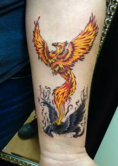 Phoenix Tattoo Men, Rising Phoenix Tattoo, Bodysuit Tattoos, Phoenix Tattoo Feminine, Small Phoenix Tattoos, Flame Tattoo, Phoenix Bird Tattoos, Phönix Tattoo, Phoenix Tattoo Design