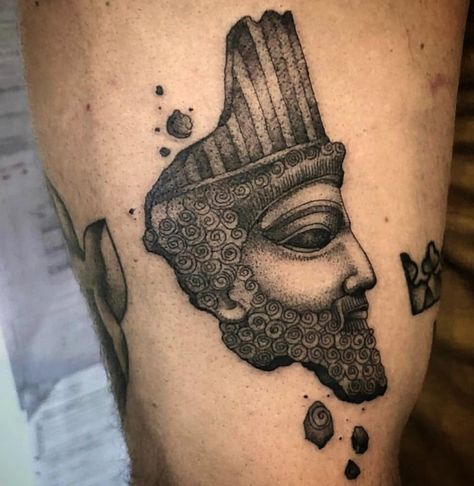 Iranian Symbols Tattoo, Persian Tattoo Design, Hakhamaneshian Tattoo, Cyrus The Great Tattoo, Persian Empire Tattoo, Hakhamanesh Tattoo, Iraq Tattoo, Tattoo Iranian, Sumerian Tattoos