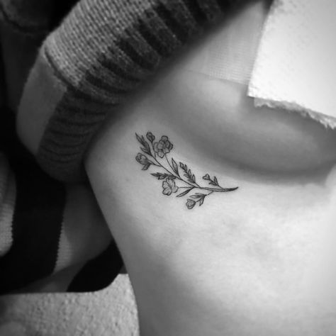 Fine Line Tattoo Rib Cage, Small Floral Rib Tattoo, Quote Rib Tattoo, Small Flower Tattoos Rib Cage, Fine Line Flower Rib Tattoo, Front Rib Tattoo, Delicate Flower Tattoo Ribs, Floral Rib Tattoo, Unique Rib Tattoo