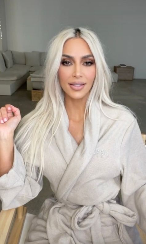 KARDASHIAN fans have become convinced that Kim is shading her sister Kylie Jenner with her latest product launch. The duo were already competing with their beauty lines, but now it looks to their followers like the 41-year-old is ready to step up the rivalry. Earlier this week, the mother of four officially revealed her latest […] Kim Kardashian Blonde, Kendall Jenner Video, Kim Kadarshian, Kim Kardashian Hair, Icy Blonde Hair, Bleach Blonde Hair, Tousled Hair, Kim K Style, Kardashian Outfit