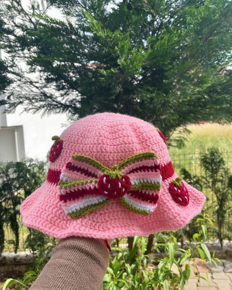 Strawberry Shortcake Bucket Hat 🍓🫶🏻 You can order from the link in bio ✨ #crochethat #buckethat #handmadecrochethat #strawberryshortcake Strawberry Shortcake Crochet Hat Pattern, Strawberry Shortcake Hat Crochet Pattern, Crochet Strawberry Shortcake, Strawberry Shortcake Hat, School Trips, Strawberry Shortcake Characters, Crochet Mignon, Crochet Strawberry, Confection Au Crochet