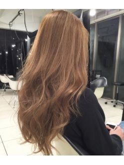 Korean Hair Color, Hair Color Light Brown, Honey Blonde Hair, Light Hair Color, Brown Blonde Hair, Hair Dye Colors, Hair Inspiration Color, Hair Inspo Color, Light Hair