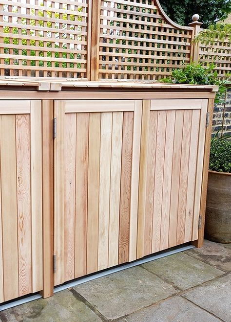 It's great when our satisfied customers come back for more! In this garden in London, we worked on their bespoke square trellis last year. They have now added a high quality bespoke storage unit constructed in Western Red Cedar, to help keep the space extra tidy. We offer expert installation too - find out more on the website. Small Garden Storage Ideas, Side Return Garden, Bin Store Garden, Bin Stores, Narrow Shed, Small Garden Storage, Square Trellis, Outdoor Storage Units, Narrow Garden