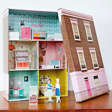 Diy box doll house, like the lid!! Shoe Box Crafts, Cardboard Dollhouse, Cardboard Toys, Paper Doll House, Diy Casa, Cardboard House, Box Houses, Barbie House, Diy Cardboard