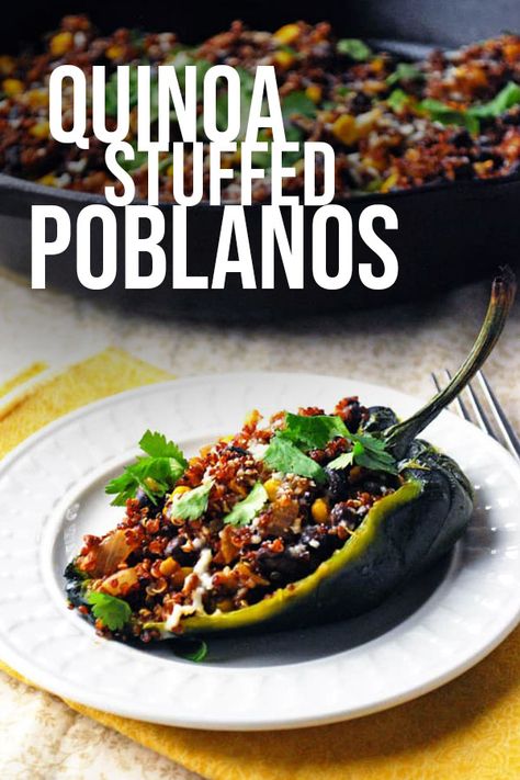 Stuffed Poblano Pepper, Stuffed Poblanos, Meatless Dinners, Meatless Meals Healthy, Stuffed Vegetables, Poblano Pepper, Veggies Recipes, Easy Quinoa, Yummy Bites