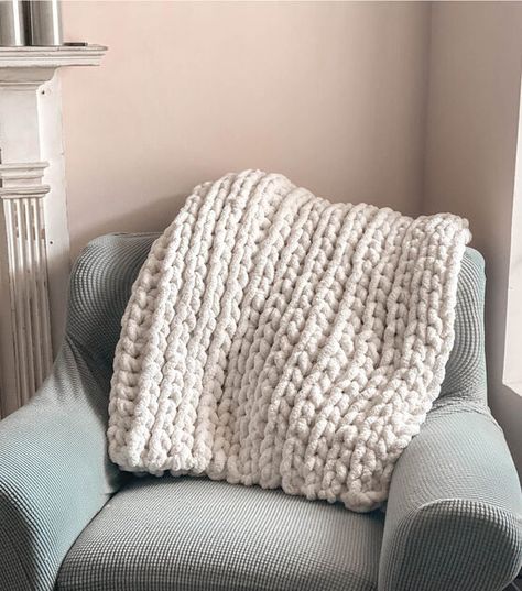 How To Make Jumbo Yarn Blanket Crochet Pattern Online | JOANN Jumbo Yarn Blanket, Jumbo Knit Blanket, Free Crochet Blanket Patterns, Striped Crochet Blanket, Yarn Blanket, Spring Sewing, Big Yarn, Jumbo Yarn, Easter Fabric