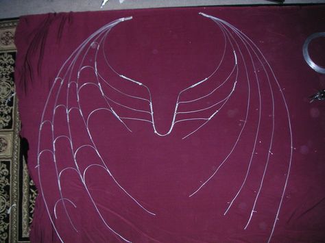 Picture of Small arcs Demon Wings Diy, Cardboard Dragon, Skeleton Wings, Drag Costume, Dark Angel Wings, Wings Diy, Wire Skeleton, Cosplay Horns, Black Wizard