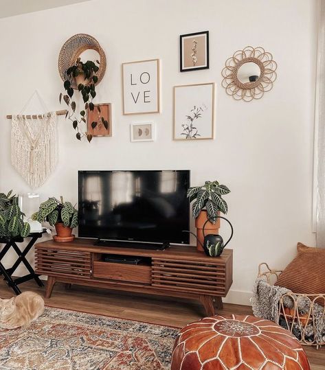 Boho Tv Stand Bedrooms, Mcm Tv Wall Ideas, Over Tv Wall Decor Living Room Boho, Boho Wall Decor Around Tv, Accent Bedroom Rug, Above Tv Boho Decor, Boho Bedroom Tv Wall, Boho Tv Stand Decor Living Room, Boho Living Room Tv Stand