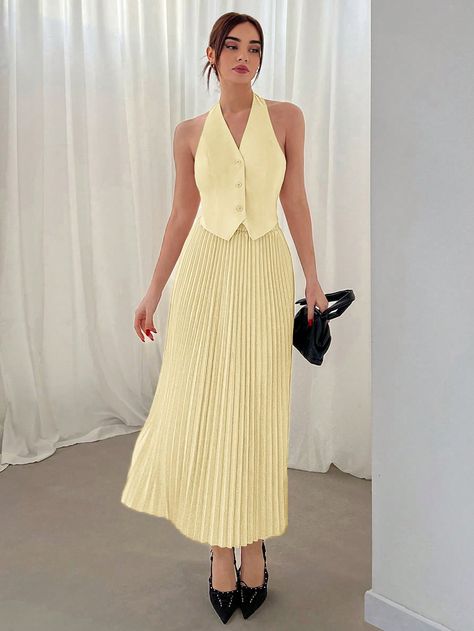 Yellow Skirt Outfit, Yellow Skirt Outfits, Skirt And Vest, Pleated Skirt Set, Waxed Eyebrows, Long Lasting Perfume, Yellow Skirt, Hair Fragrance, Boho Women