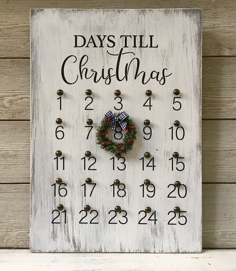 Farmhouse Christmas Countdown Calendar /Farmhouse Christmas Calendar/Christmas Decor by SimplyBellaByJulie on Etsy Christmas Signs Diy, Christmas Craft Fair, Christmas Countdown Calendar, Embroidery Hoop Wall, Calendar Christmas, Stencil Ideas, Days Till Christmas, Christmas Calendar, Countdown Calendar