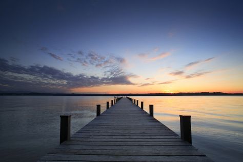 The Outer Banks is the perfect romantic vacation getaway. https://www.sunrealtync.com/blog-post/romantic-vacation-getaway Dock Of The Bay, Zen Moments, Outer Banks North Carolina, Romantic Vacations, Romantic Getaway, Gorgeous Sunset, Lake Life, Beach Bum, Outer Banks