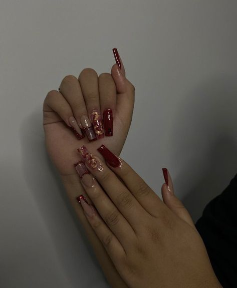 Dark Red Nails Acrylic, Dark Red Acrylic Nails, Dark Red Acrylic, Red Nails Acrylic, Brown Acrylic Nails, Dark Red Nails, Red Acrylic Nails, Sparkle Nails, Red Ombre