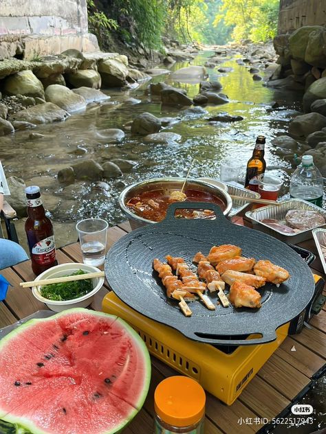 Korean Camping, Simple Camping Meals, Japanese Camping, Camping Dinner Ideas, Camping Lunch Ideas, Meals For The Family, Pick Nick, Campfire Snacks, Makanan Cepat Saji