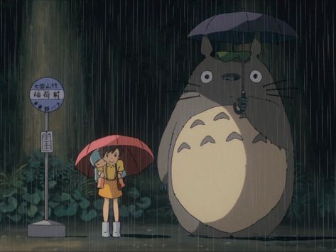 Totoro Sitting On Branch, Totoro In The Rain, Ghibli Cookies, Totoro Drawing, Anime Totoro, Totoro Art, Art Studio Ghibli, 하울의 움직이는 성, Personajes Studio Ghibli