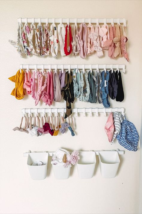 Ikea Bow Organizer, Bow Organization, Ikea Sunnersta, Nursery Hacks, Fairy Nursery, Hair Bow Organizer, Ikea Nursery, Hack Ikea