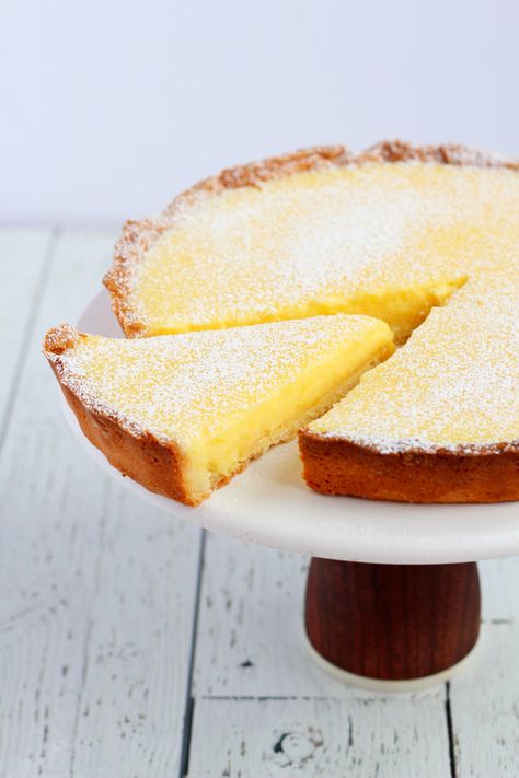 LEMON TART (TARTE AU CITRON) French Lemon Tart Recipe, Lemon Tart Recipe, French Tart, Milk Tart, Lemon Custard, Lemon Dessert Recipes, Pie Tart, Lemon Tart, Sweet Pastries