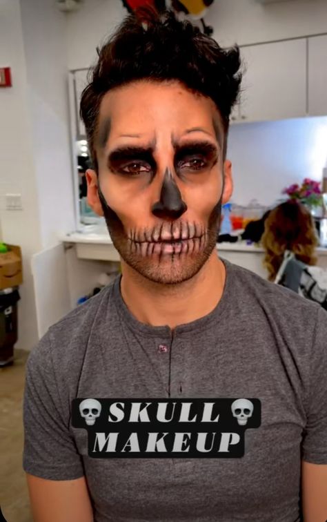 Easy Dia De Los Muertos Makeup Ideas Men, Mens Skeleton Costume Diy, Quick Halloween Makeup Men, Men’s Skeleton Costume, Day Of The Dead Makeup Men Simple, Skeleton King Costume, Zombie Cowboy Makeup, Half Skeleton Makeup Men, Simple Skeleton Makeup Men