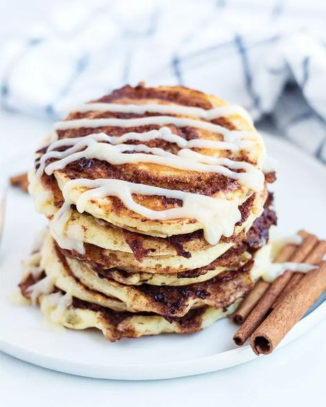 Cream Cheese Syrup, Cinnamon Roll Pancakes, Cinnamon Pancakes, Like Mother Like Daughter, Cinnamon Chips, Chicken Enchilada Soup, Cinnamon Swirl, Pancakes And Waffles, Easy Delicious Recipes