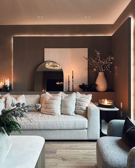 Here’s a little cozy seating and holiday inspo for the week. 🤎comment COZY for the links🤎 SWIPE to see my favorite new finds of the week and my must have pieces you will see in my home this holiday season. Living room inspo Cozy entry Warm Living room Flocked tree Holiday vibe refined dwelling Elevated style Glam holiday Classy and chic #chicholidayvibes #modernholiday #elevatedstyle #glamholiday #myneutralhome #livingroominspo Living Room Inspo Cozy, Room Inspo Cozy, Warm Living Room, Flocked Tree, Flocked Trees, Holiday Inspo, Living Room Warm, Dream Property, Chic Holiday